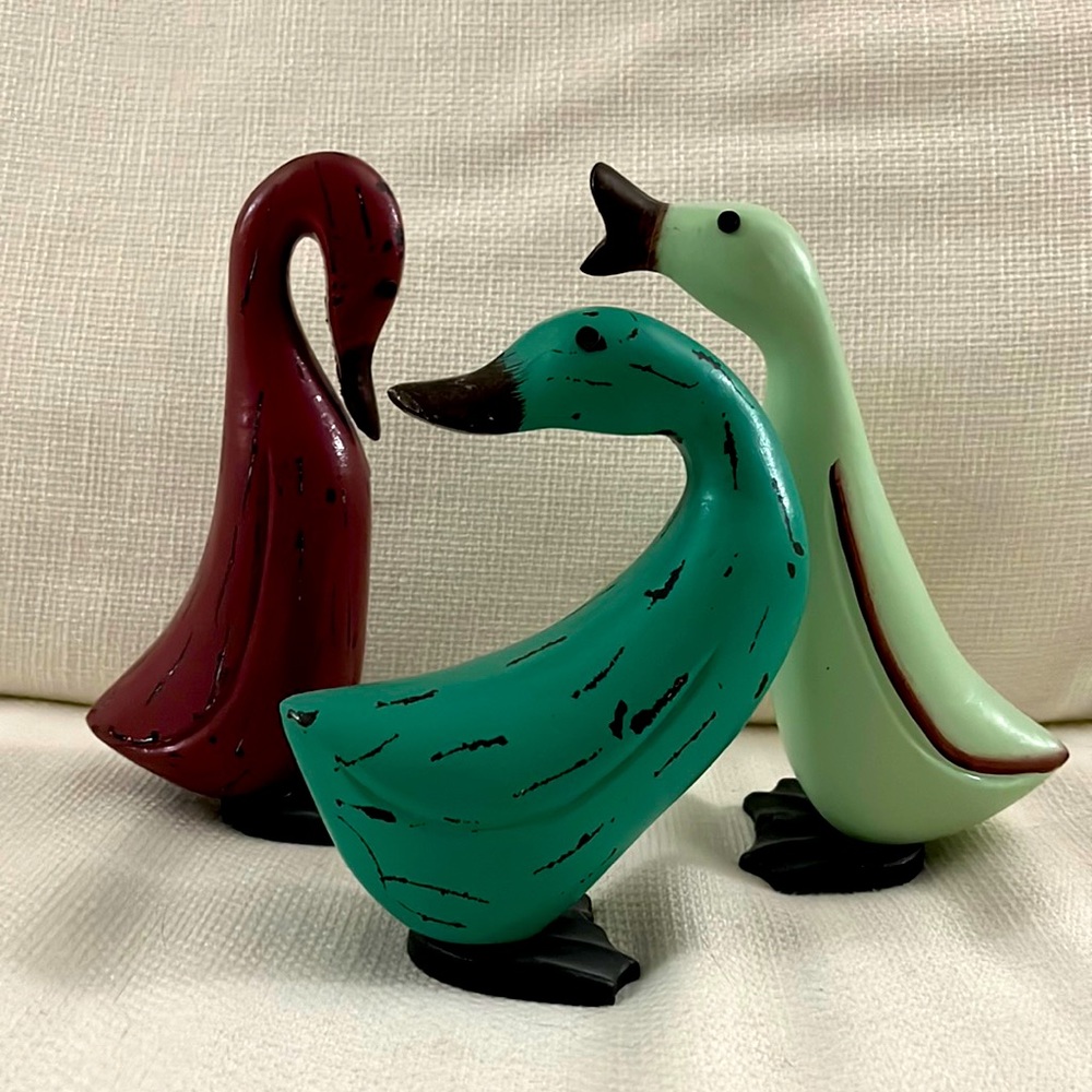 Geese Sit Arounds